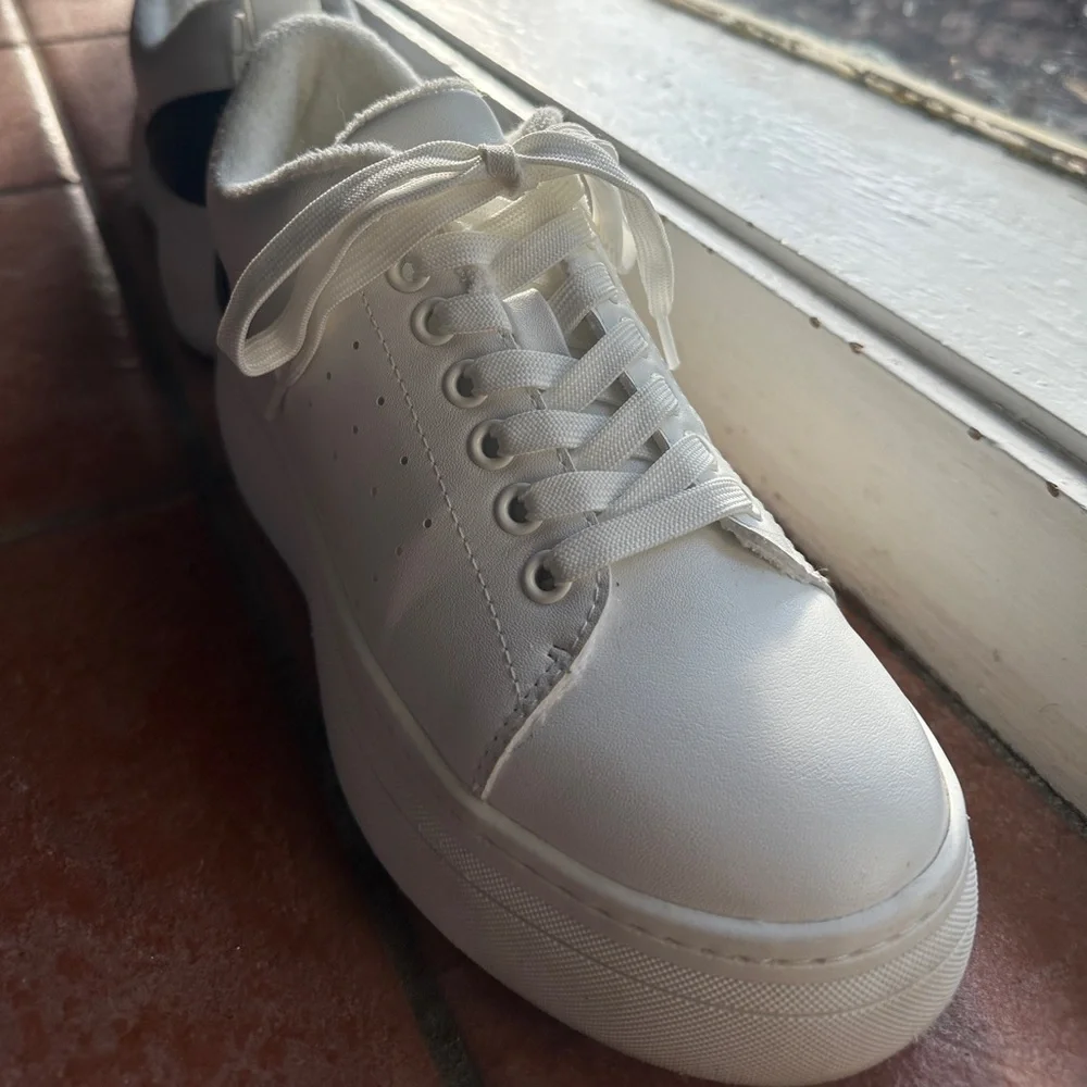 Steve Madden platform sneakers